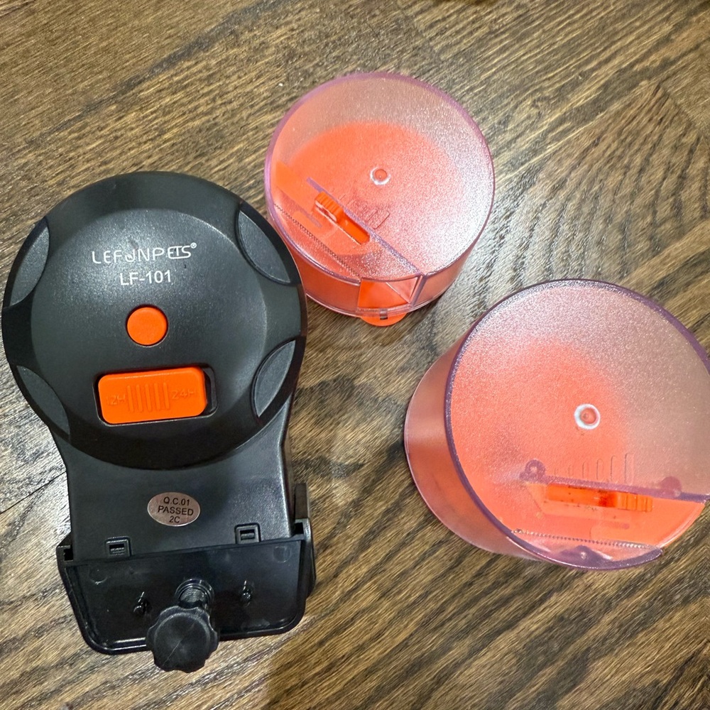 LEFONPETS Automatic Pet Feeder with Orange Accents